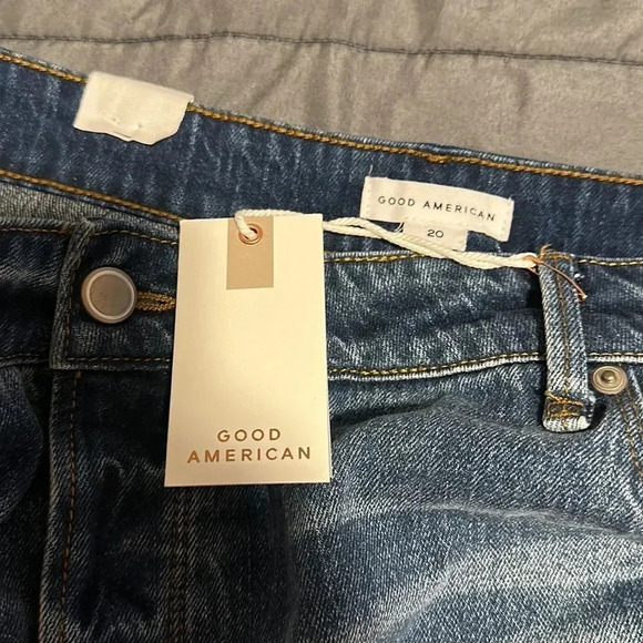 Good American I Bombshell Shorts Ss 20 NWT - Picture 14 of 16